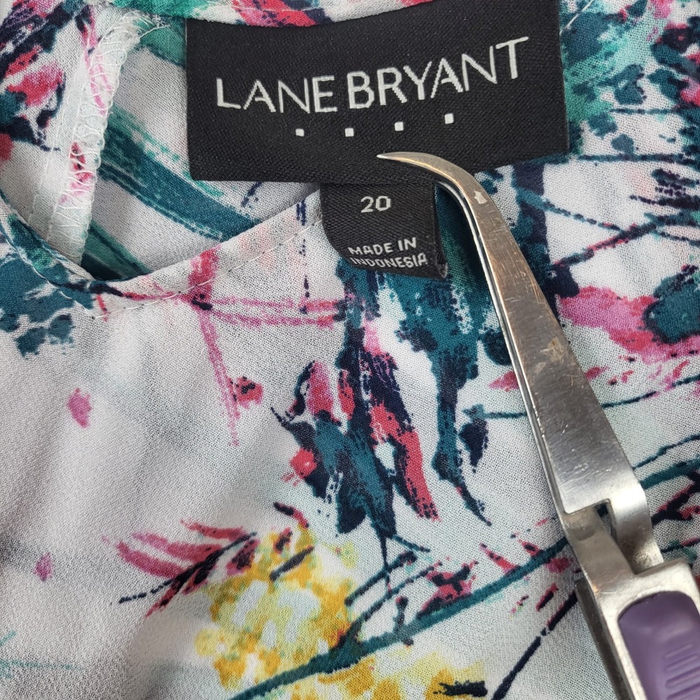 Lane Bryant Tropical Leaf Print Cold Shoulder V Neck Sleeveless Top Plus Size 20 - Picture 3 of 6